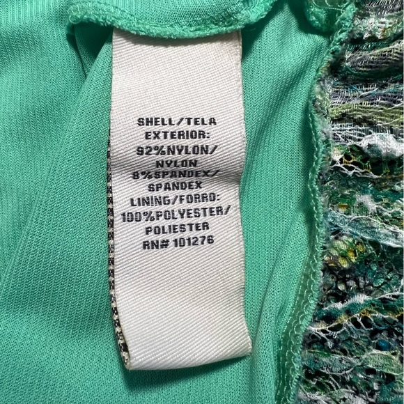 ECI Women green top/size M - Picture 4 of 10